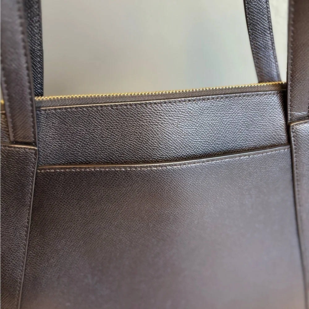 Michael Kors Maddie Medium Crossgrain Tote – Black with Gold Hardware